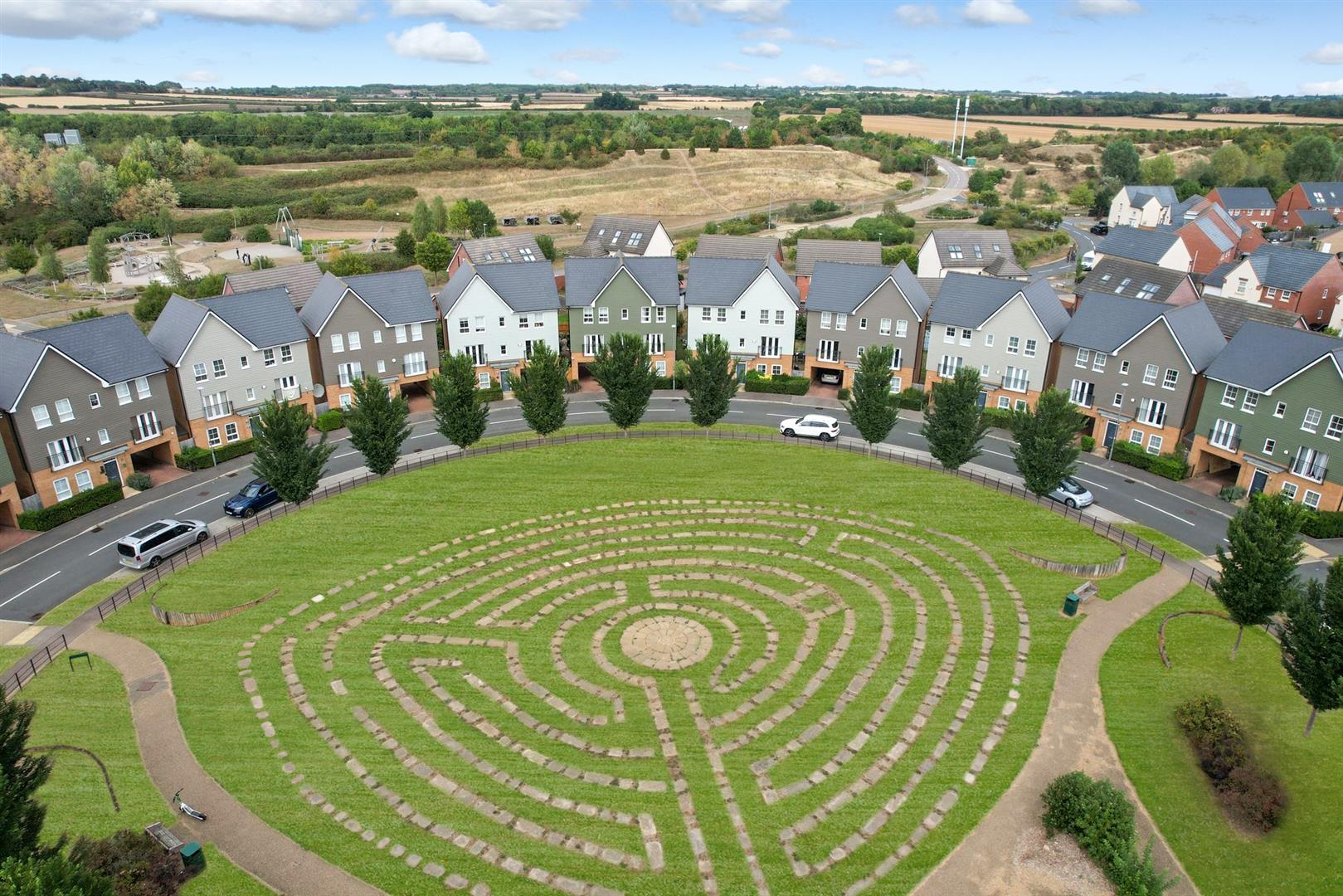 Carmania Circle, Brooklands, Milton Keynes